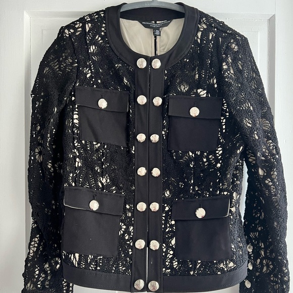 NWT White House Black Market Black Lace Stylist Blazer - Size 6 - Picture 2 of 7